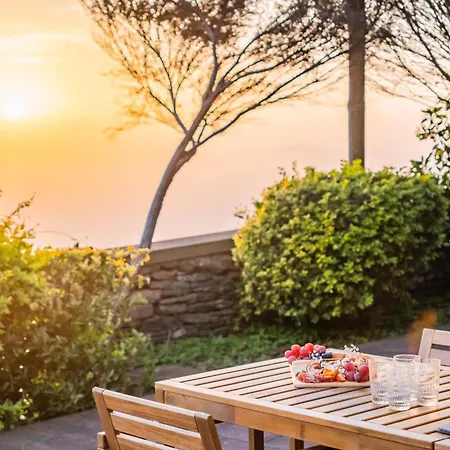 בית נופש Ocean View Eiras I